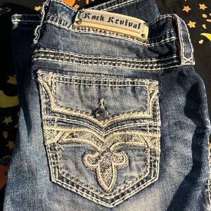EUC Rock Revival blingy 👖 jeans sz 34 Easy boot. All bling in tact. Bootcut.